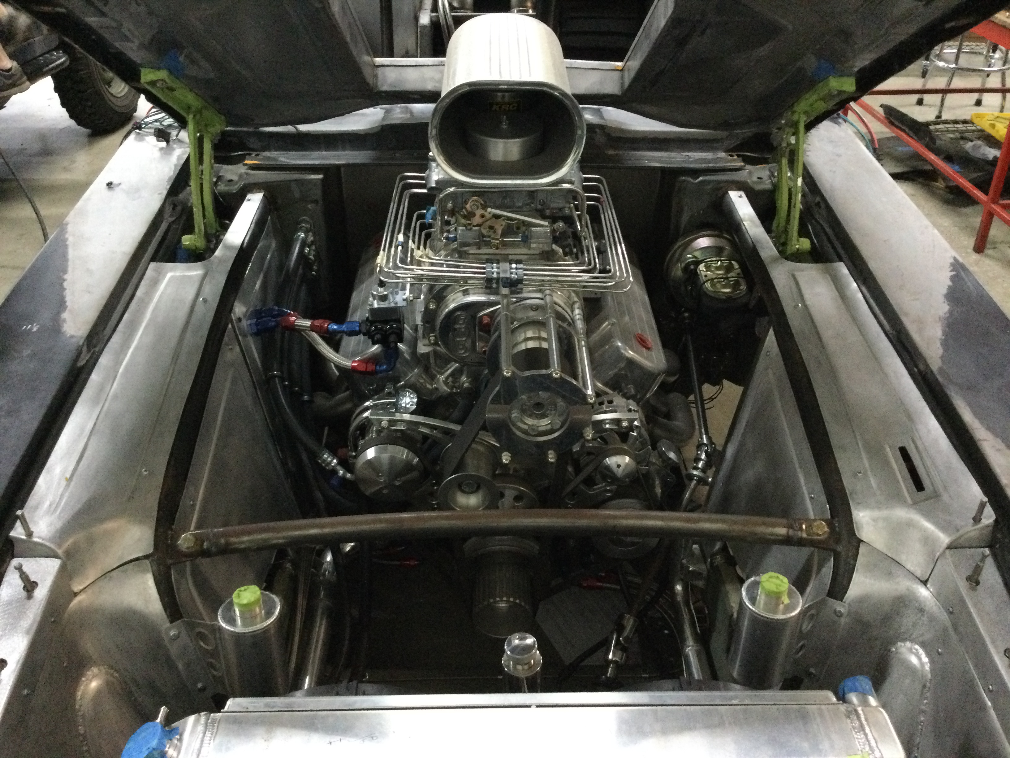 Glen's Funny Car engine bay